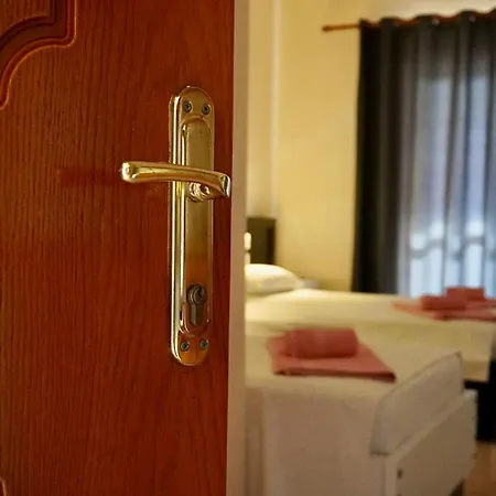 Apartment Marku Palace *