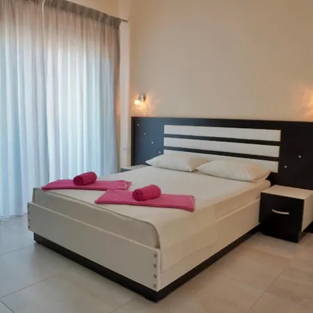 Apartament Marku Palace Ksamil