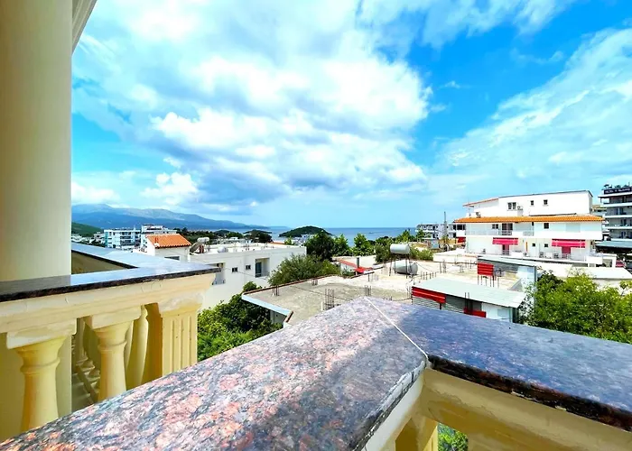 Marku Palace * Ksamil