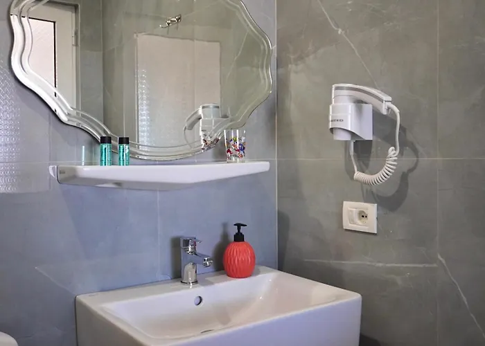 Apartment Marku Palace *